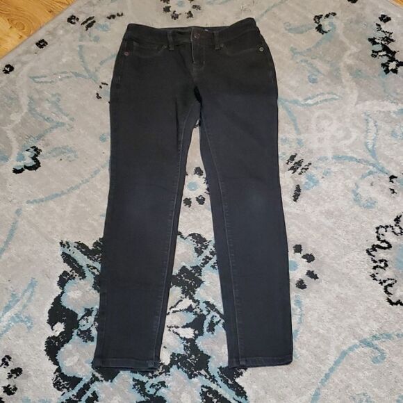 The limited 4 petite jeans Size 4 Short Jeans - Picture 2 of 9